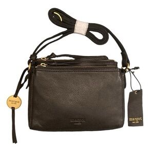 Margot Black Leather Shoulder Bag with Gold Accents “Jules double zip”
